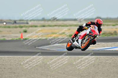 media/Apr-18-2025-TrackDaz (Fri) [[45f5874c44]]/C Group/Session 1 (Turn 7)/